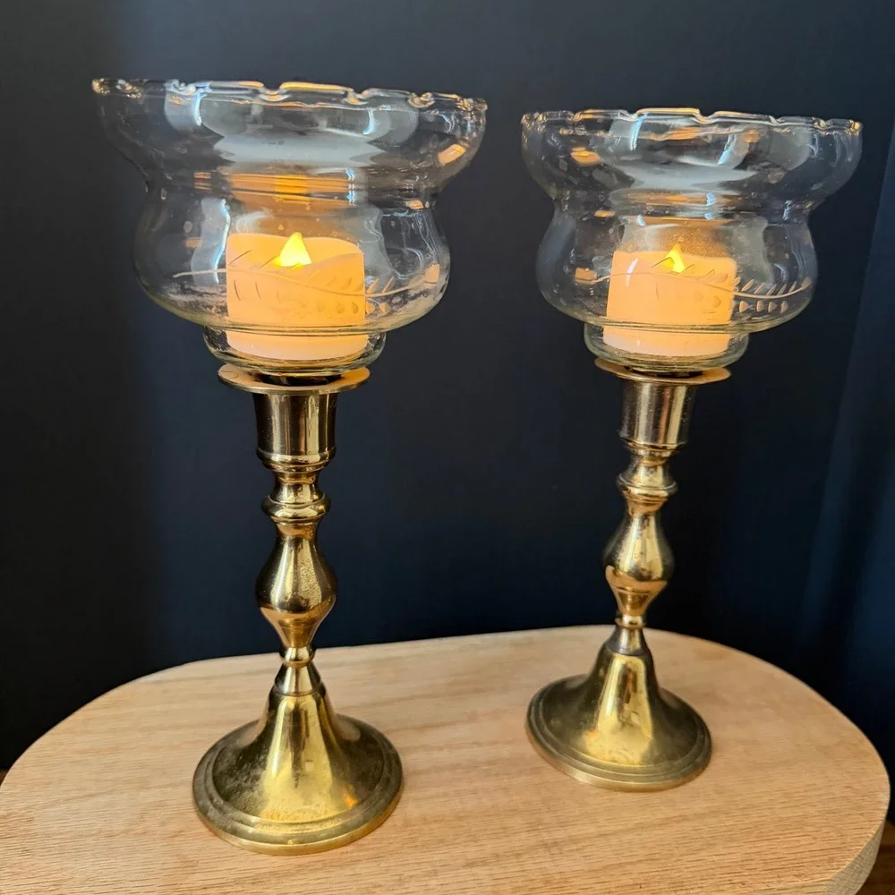 Vintage Brass Candlestick Holders Set 2 Etched Glass Hurricane Shades Gold 8